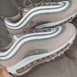 Sparkly Pink 💕Nike Air Max 97